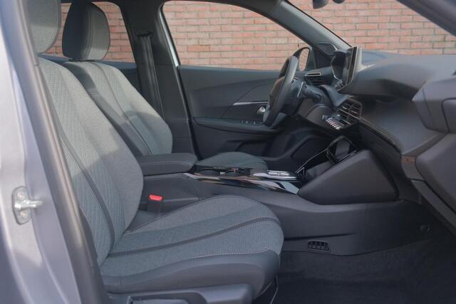 Peugeot 2008 1.2 Hybrid 145pk e-DCS6 Allure | Navi | App Connect | Adaptive Cruise | Keyless | Camera | Blind Spot | PDC