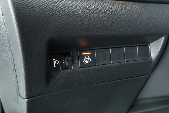 Peugeot 2008 1.2 PureTech Active | Apple CarPlay & Android Auto | Cruise Control | DAB | PDC+A | LED | Airco