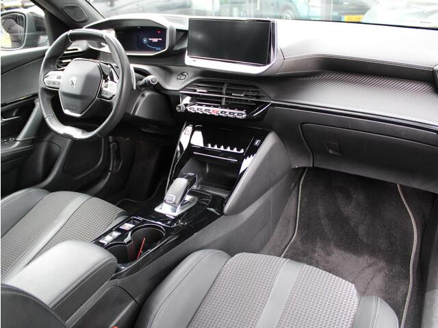 Peugeot 2008 1.2 PureTech GT Automaat | Navi / Camera / Climate