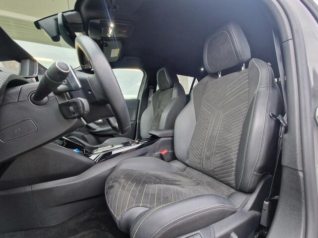Peugeot 2008 1.2T 130pk Automaat GT | Navigatie | Climate & Adaptive Cruise Control | Stoelverwarming | Elektrische Stoelen |