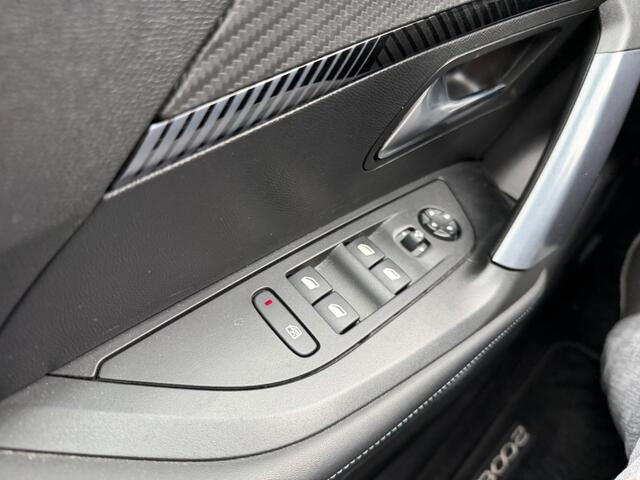 Peugeot 2008 1.2 PT B.L. Allure