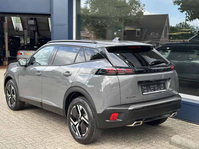 Peugeot 2008 1.2 Hybrid 145 PK Allure | ¤ 9500 DEMO VOORDEEL | Netto Deal Auto | Automaat | 2025 Auto | Navigatie via Telefoon | Adaptieve Cruise Control | 360 Graden Camera | Parkeersensoren V+A | Hoge Zitpositie | Hybride Elektrisch rijden met Automaat | Climate Con