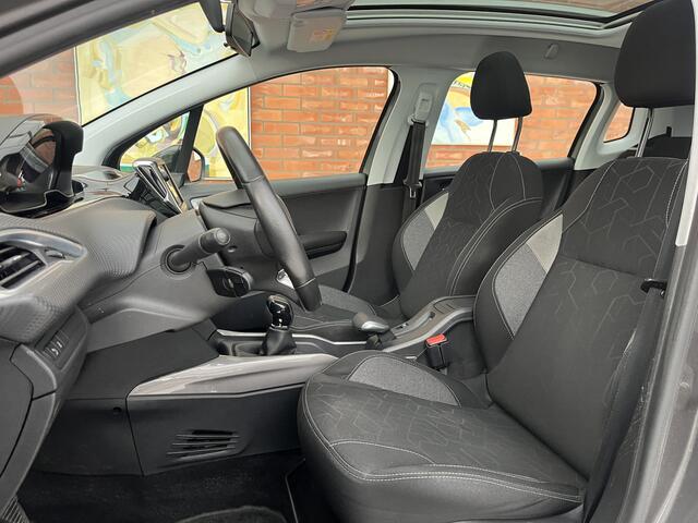 Peugeot 2008 PureTech Blue Lion | Trekhaak | Panoramadak | Carplay/Android Auto |