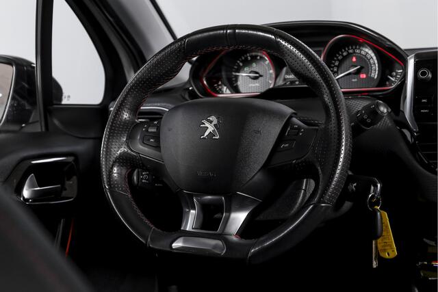 Peugeot 2008 1.2 PureTech 130 PK GT-line Orig. NL | Cruise | PDC | Camera | NAV + App. Connect | ECC | DAB | Trekhaak | LM 17" |