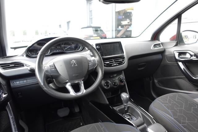 Peugeot 2008 1.2 PURET. SIGNATURE