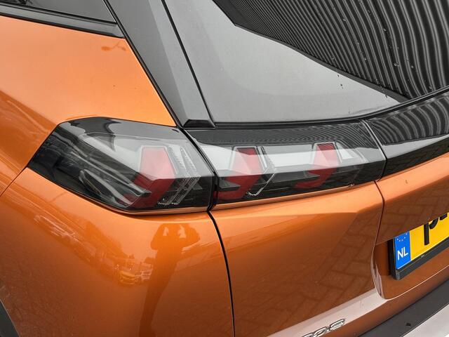 Peugeot 2008 Allure Pack 1.2 Turbo 130pk EAT8 | 180° CAMERA | NAVI | KEYLESS START | APPLE CARPLAY / ANDROID AUTO | ISOFIX | FULL LED |