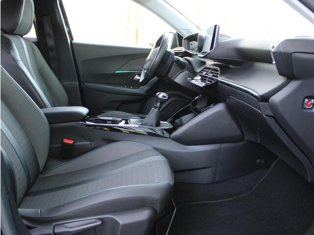 Peugeot 2008 1.2 PureTech Allure Pack | Navi / Camera / Climate