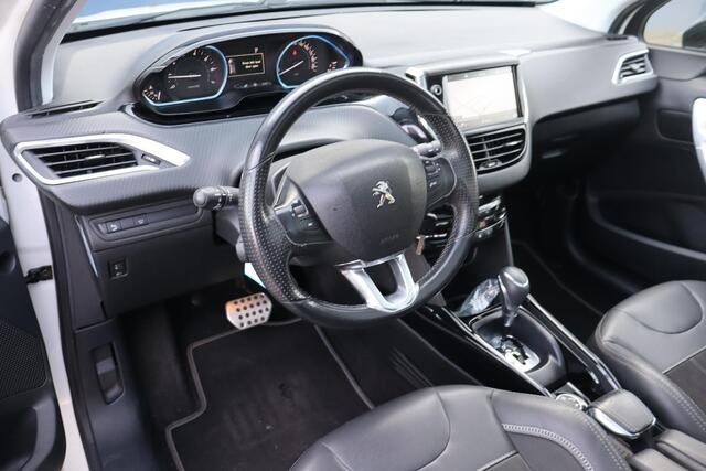 Peugeot 2008 1.2 PureTech Blue Lion Panoramadak, Navigatie, Apple Carplay, Camera, Cruise control