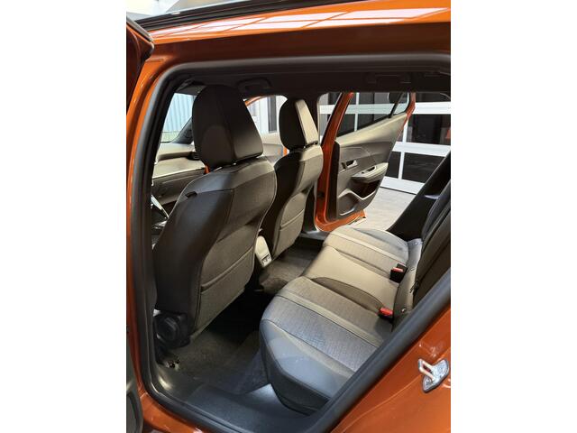 Peugeot 2008 1.2 PureTech Allure Automaat !!!