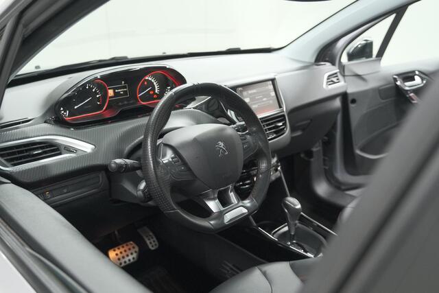 Peugeot 2008 PureTech 110 EAT6 GT | Trekhaak | Camera | Panoramadak | Apple Carplay