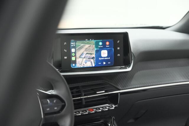 Peugeot 2008 PureTech 100 Active Pack | Allseason Banden | Parkeersensoren | Navigatie | Apple Carplay