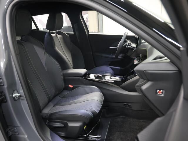 Peugeot 2008 1.2 Hybrid 145 GT | VOORRAAD | ¤7421,- korting | Vision, Navigation & Drive Assist Plus Pack|