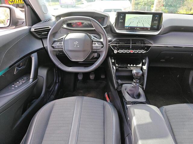 Peugeot 2008 1.2 PureTech Blue Lease Allure NL-AUTO | TREKHAAK | CAMERA