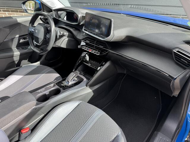Peugeot 2008 1.2 130 pk Allure Automaat Keyless, Camera