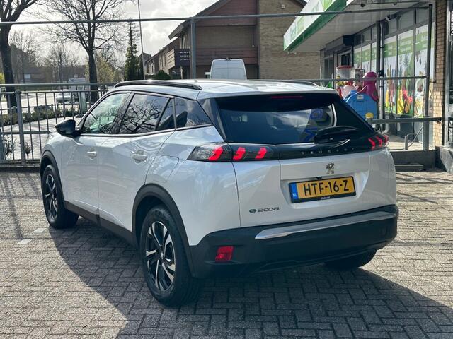 Peugeot 2008 EV Allure 50 KWH Navi Clima Cruise Camera