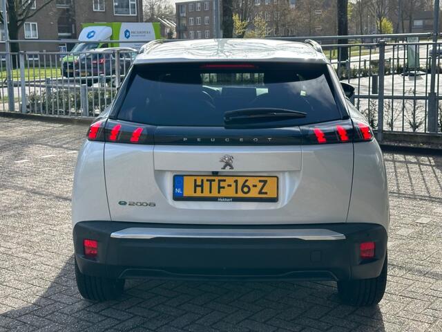 Peugeot 2008 EV Allure 50 KWH Navi Clima Cruise Camera