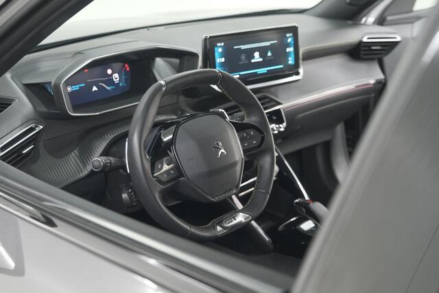Peugeot 2008 PureTech 130 EAT8 GT | Pack Winter | Dodehoekdetectie | Navigatie | Camera