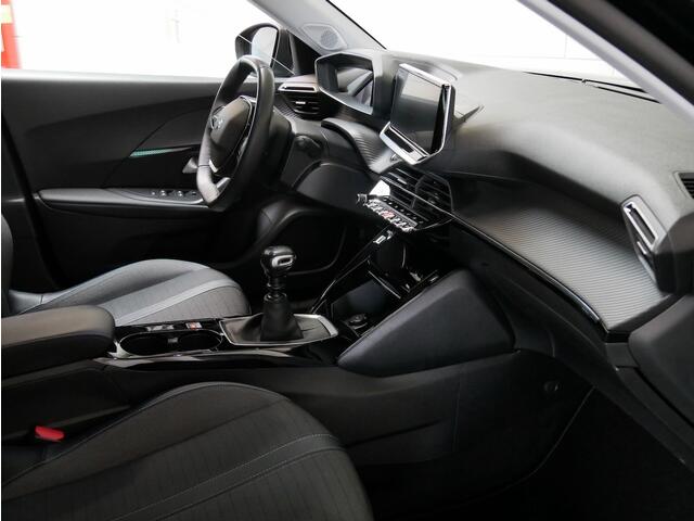 Peugeot 2008 1.2 PT 130pk Allure Navi/CAM/TH/Carplay (all-incl. prijs)