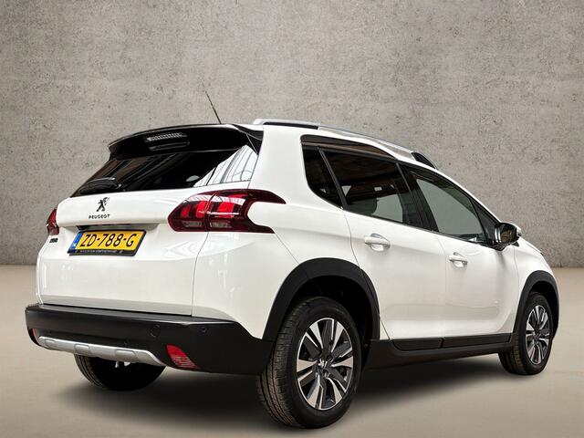 Peugeot 2008 1.2 PureTech Allure Automaat (APPLE CARPLAY, LOGISCH NAP, NAVIGATIE, CLIMATE, CAMERA, LEDER, SPORTSTOELEN, GETINT GLAS, LM VELGEN, PARKEERSENSOREN, NIEUWE APK, NIEUWSTAAT)