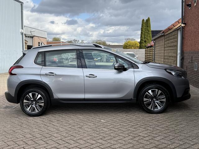 Peugeot 2008 1.2 PureTech GT-Line | AUTOMAAT | CAMERA | TREKHAAK | NAVI |