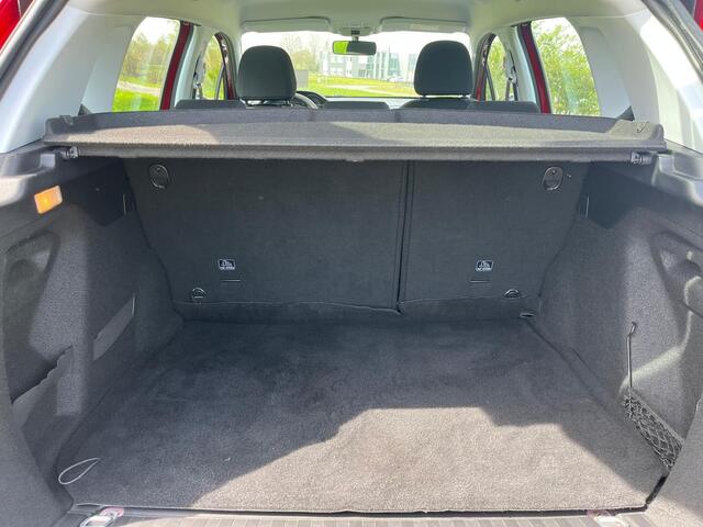 Peugeot 2008 1.2 PureTech Active | Vol. Automaat | Zeer lage km's