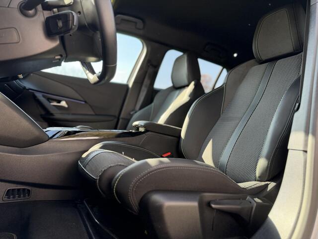 Peugeot 2008 1.2 Hybrid 136 GT | 360 Camera | Adaptive | Navi | CarPlay | BTW |