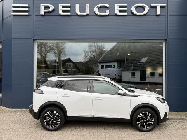 Peugeot 2008 1.2 Turbo 100 PK Allure Pack | Trekhaak 1200KG | Hoge Zitpositie | Navigatie | Climate Control | Keyless Start | Digitaal Dashboard | Camera | Parkeersensoren V+A | LED Verlichting | 17" Lichtmetalen Velgen |