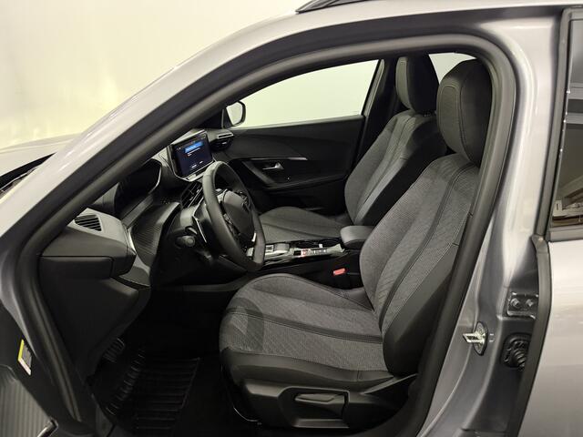 Peugeot 2008 1.2 Hybrid 145 Allure Half leder, Apple carplay, Parkeersensoren, Keyless start, Navi, Cruise control, Rijstrook correctie