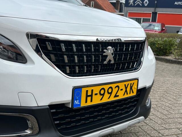 Peugeot 2008 1.2 PURETECH 110 pk ALLURE