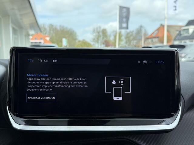 Peugeot 2008 1.2 Turbo 100 Allure | Parkeersensoren | Draadloos Apple Carplay/Android Auto | Privacy Glass | Bleu Obsession