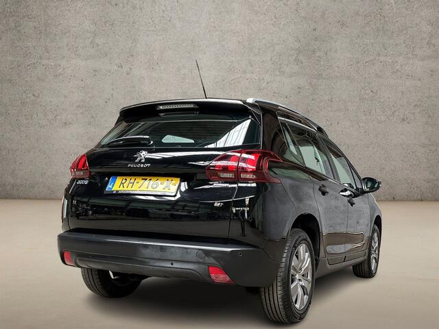 Peugeot 2008 1.2 PureTech Sport (APPLE CARPLAY, NAVIGATIE, CRUISE, PARKEERSENSOREN, SPORTSTOELEN, LM VELGEN, NIEUWE APK, NIEUWSTAAT)