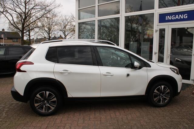 Peugeot 2008 1.2 PureTech Allure