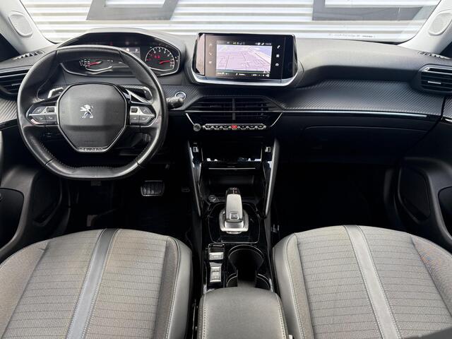 Peugeot 2008 1.2 PureTech Allure Pack 1e Eigenaar|Navi|Carplay|Camera|Trekhaak|Clima|Cruise|LED Koplampen|D-riem v.v.|N.A.P|APK tot 07-2027