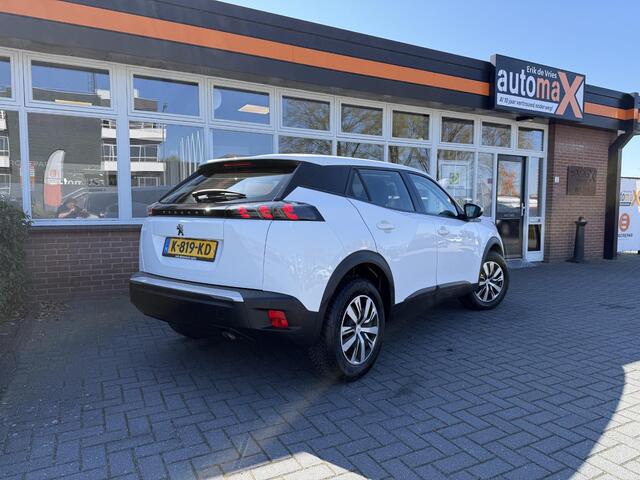 Peugeot 2008 1.2 PureTech Blue Lease Active