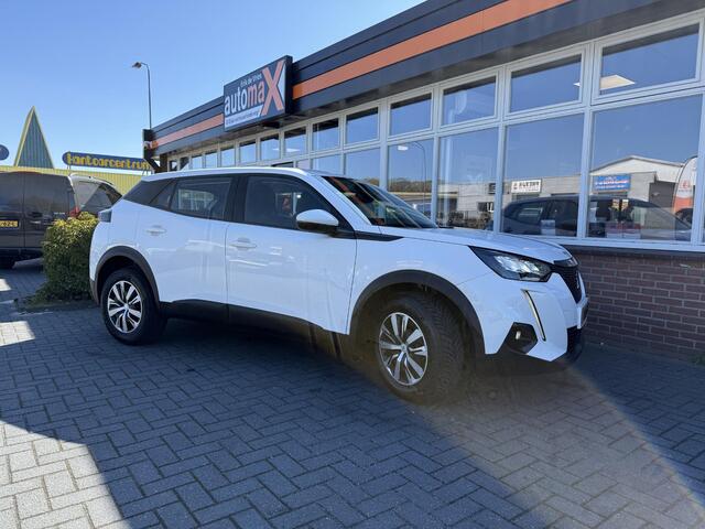 Peugeot 2008 1.2 PureTech Blue Lease Active