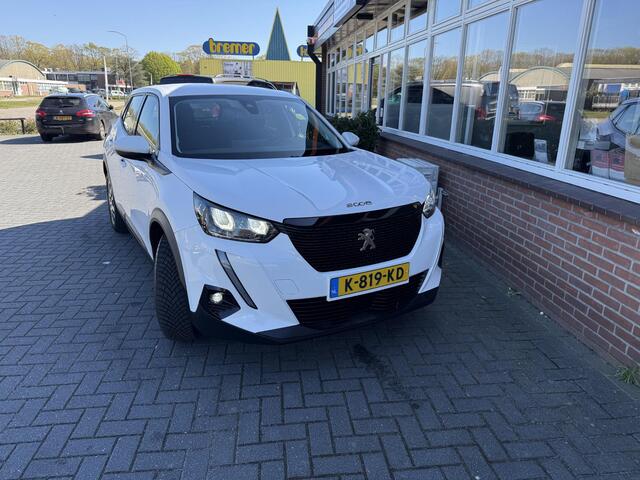 Peugeot 2008 1.2 PureTech Blue Lease Active