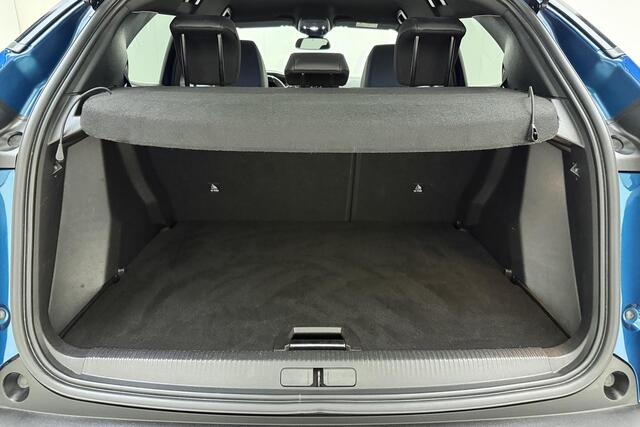 Peugeot 2008 1.2 Hybrid 145pk GT | Automaat | Climate Control | Cruise Control | AppleCarplay/AndroidAuto | Achteruitrij Camera