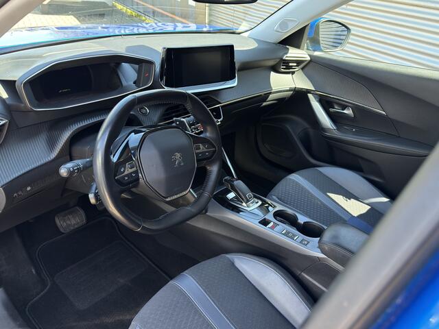 Peugeot 2008 1.2 PureTech 130pk Allure Automaat!!! | Stoelverwarming | Camera | Trekhaak | LM Velgen | Nw DB Riem | Privacy Glas | RIJKLAARPRIJS INCL 12 MAANDEN GARANTIE EN BEURT