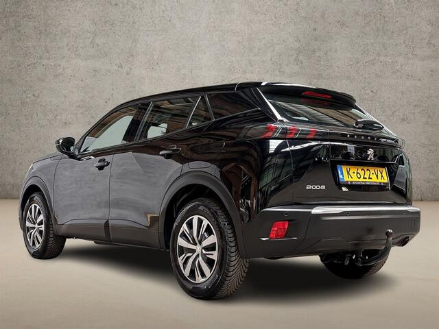 Peugeot 2008 1.2 PureTech Sport (APPLE CARPLAY, NAVIGATIE, LANE ASSIST, TREKHAAK, PARKEERSENSOREN, SPORTSTOELEN, CRUISE, NIEUWE APK, NIEUWSTAAT)