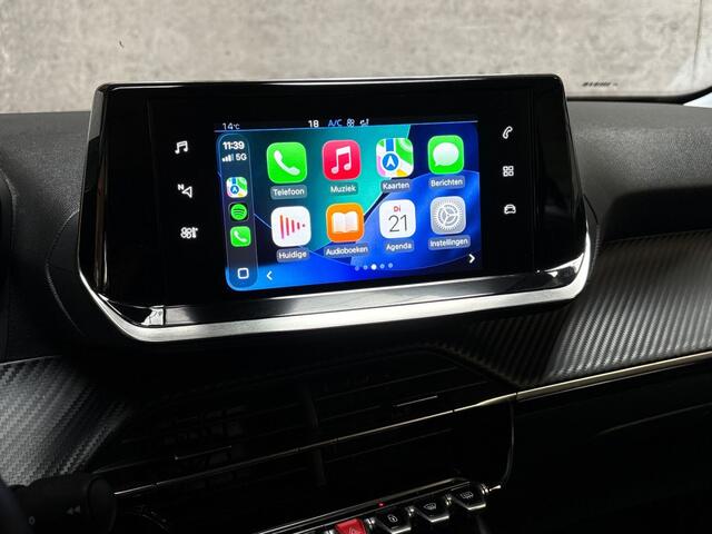 Peugeot 2008 1.2 PureTech Sport (APPLE CARPLAY, NAVIGATIE, LANE ASSIST, TREKHAAK, PARKEERSENSOREN, SPORTSTOELEN, CRUISE, NIEUWE APK, NIEUWSTAAT)