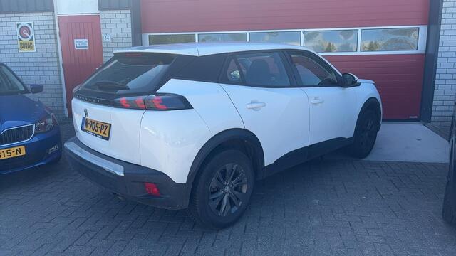 Peugeot 2008 1.2 PureTech Active Pack FULL LED / CARPLAY / NAVI / CLIMA / PDC / BLUETOOTH / CRUISE / DEALER OH