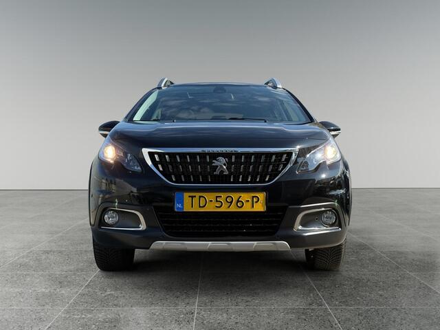 Peugeot 2008 Allure 1.2 Turbo 110pk | UNIEKE KM-STAND! | PANODAK | CAMERA | NAVI | CLIMA | GRIPCONTROL | DAB+ | AUTOMATISCH INPARKEERSYSTEEM