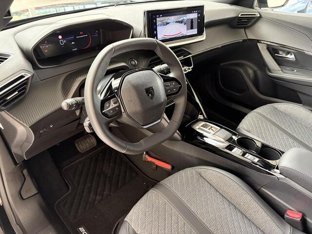 Peugeot 2008 1.2 Hybrid 145 GT | Navigatie | Parkeer Camera | Tot 8 jaar garantie