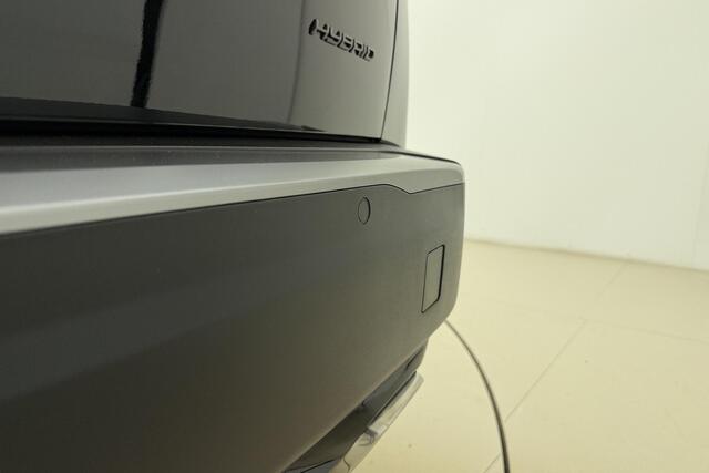 Peugeot 2008 1.2 Hybrid 145 Allure | Climate & Cruise control | Achteruitrijcamera | Parkeersensoren | AppleCarplay / AndroidAuto | Full LED