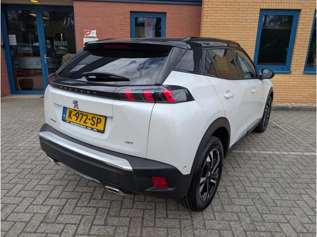 Peugeot 2008 1.2 PURETECH GT, Pdc V+A, Navi, Parkeerhulp, Cruise, Laneassist