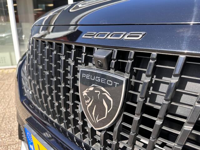 Peugeot 2008 1.2 HYBRID 136 ALLURE