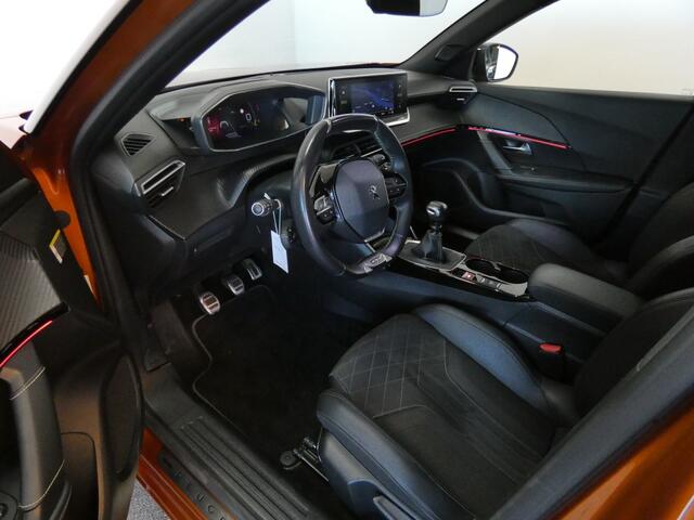 Peugeot 2008 1.2 PureTech GT Pack