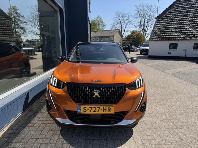 Peugeot 2008 1.2 Turbo 155PK GT Pack | Automaat | All season banden | Navigatie | Keyless Entry/Start | Alcantara Stoelen | Full LED Verlichting | Adaptieve Cruise Control | Dode Hoek Detectie | Climate Control | Stoelverwarming |