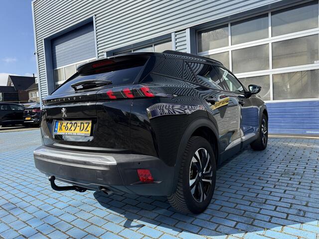 Peugeot 2008 1.2 CRUISE APPLE. CAMERA TREKH