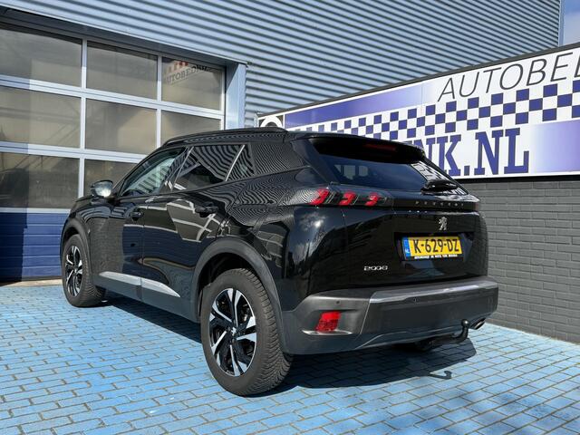 Peugeot 2008 1.2 CRUISE APPLE. CAMERA TREKH